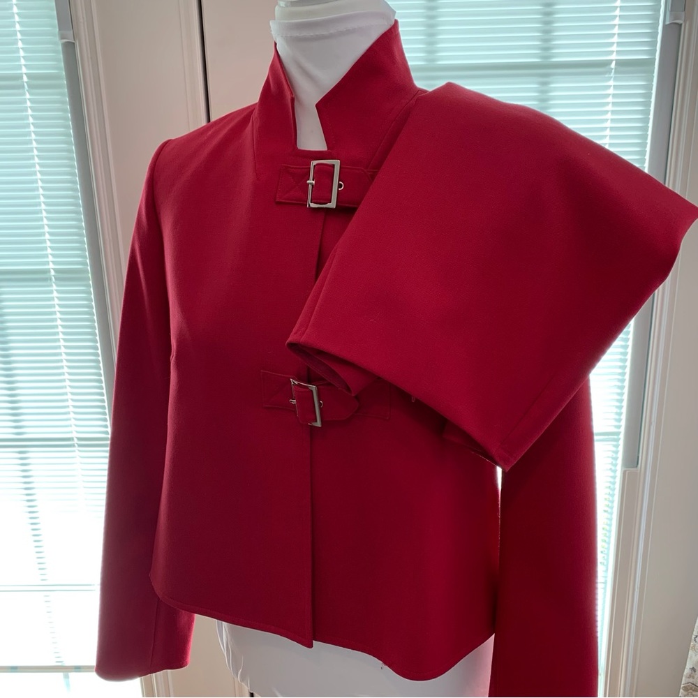 ❤️‍🔥❤️‍🔥 HP ❤️‍🔥❤️‍🔥 Anne Klein fully lined red dress suit.  Size 6p. EUC.